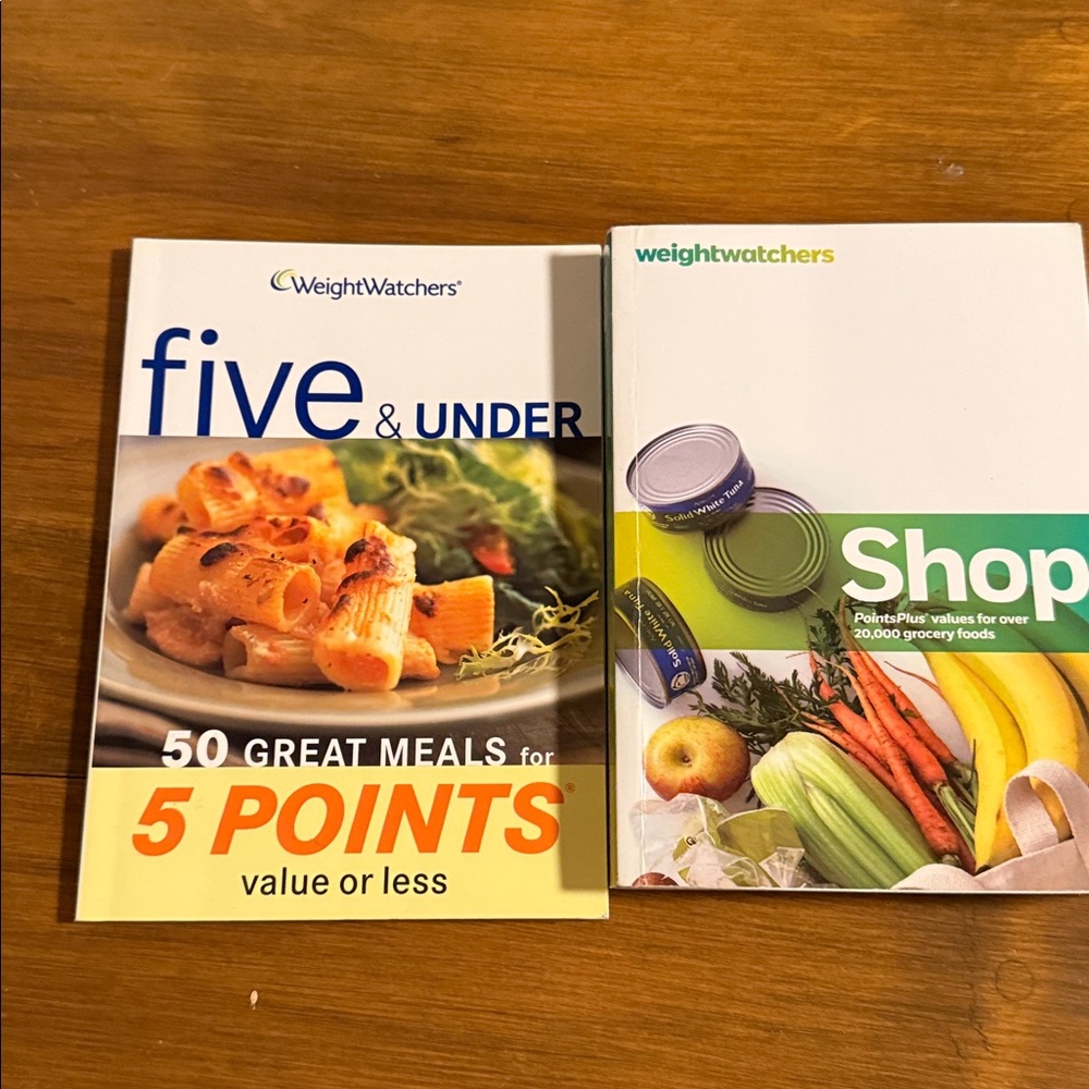 WW Weight Watchers Points Plus Shop Book for over 20,000 foods and cookbook